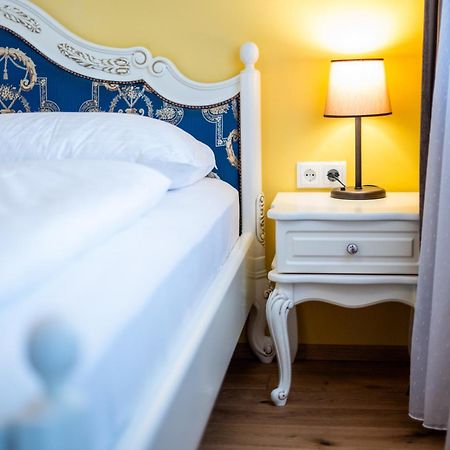 Vulkan Residenz Hotel I Self Check-In Schwarzautal 外观 照片