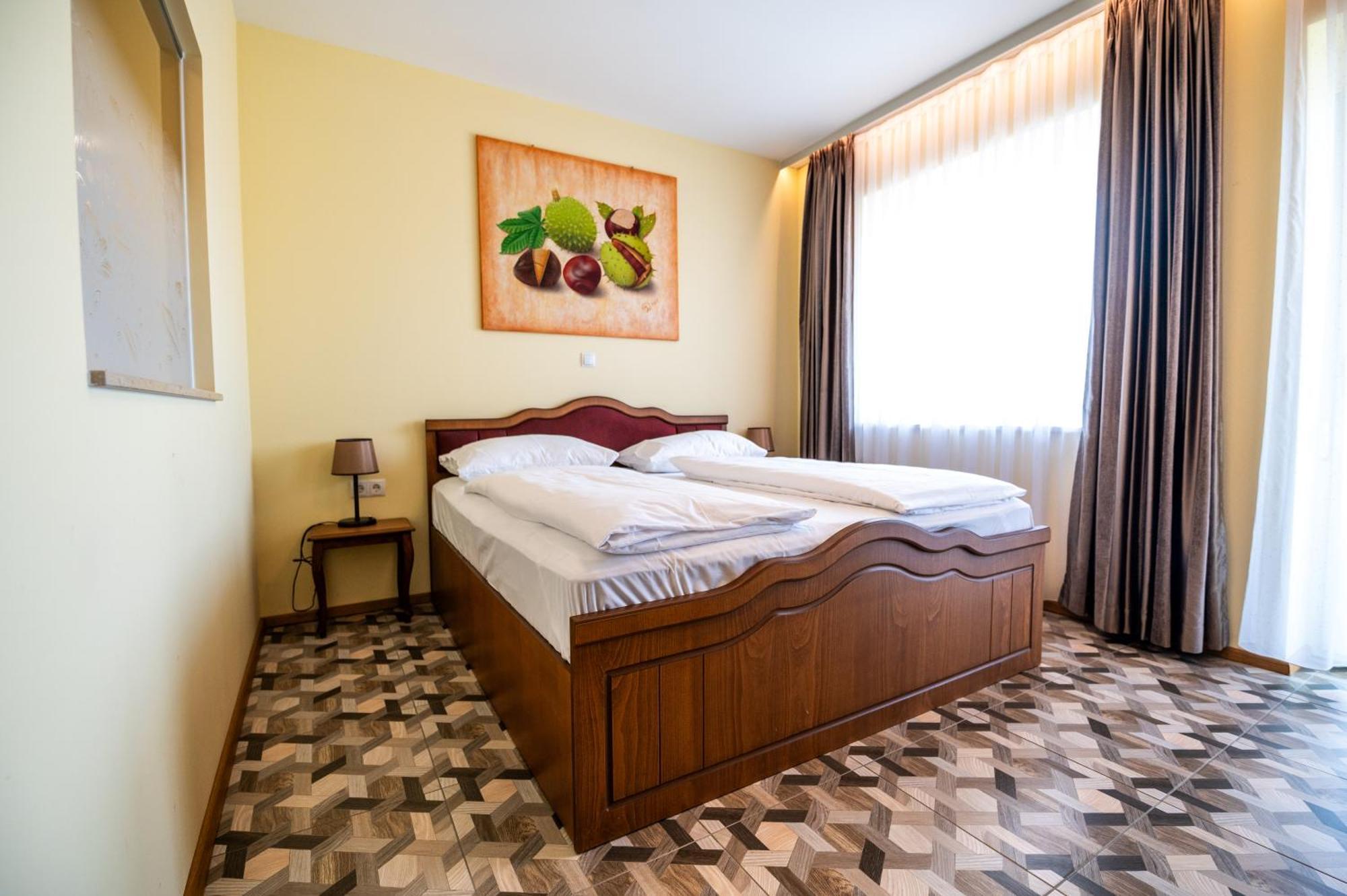 Vulkan Residenz Hotel I Self Check-In Schwarzautal 外观 照片