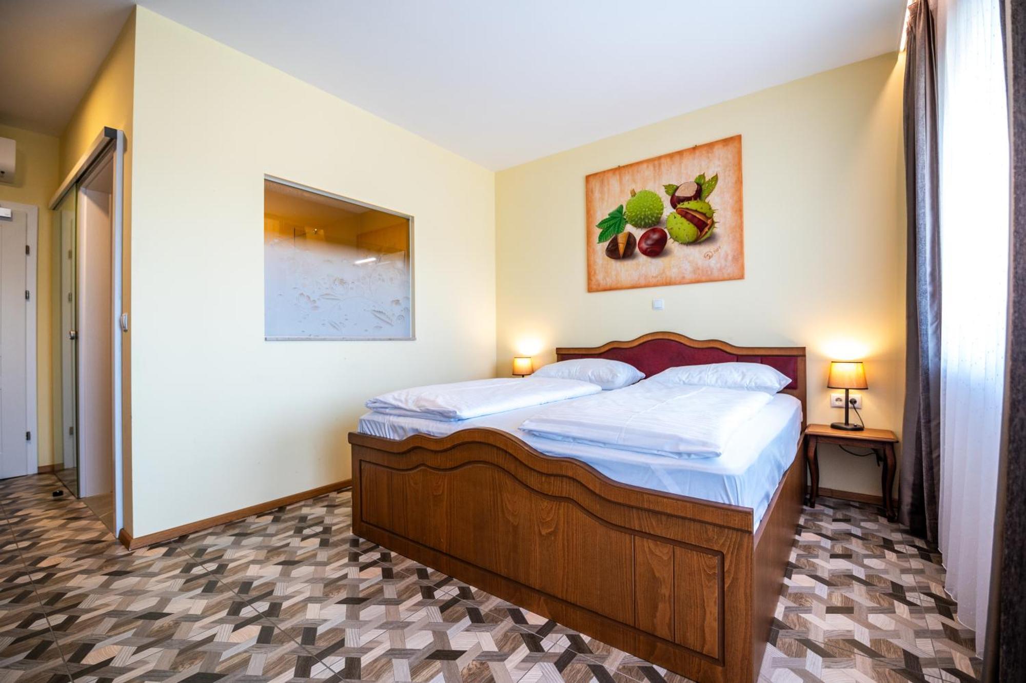 Vulkan Residenz Hotel I Self Check-In Schwarzautal 外观 照片