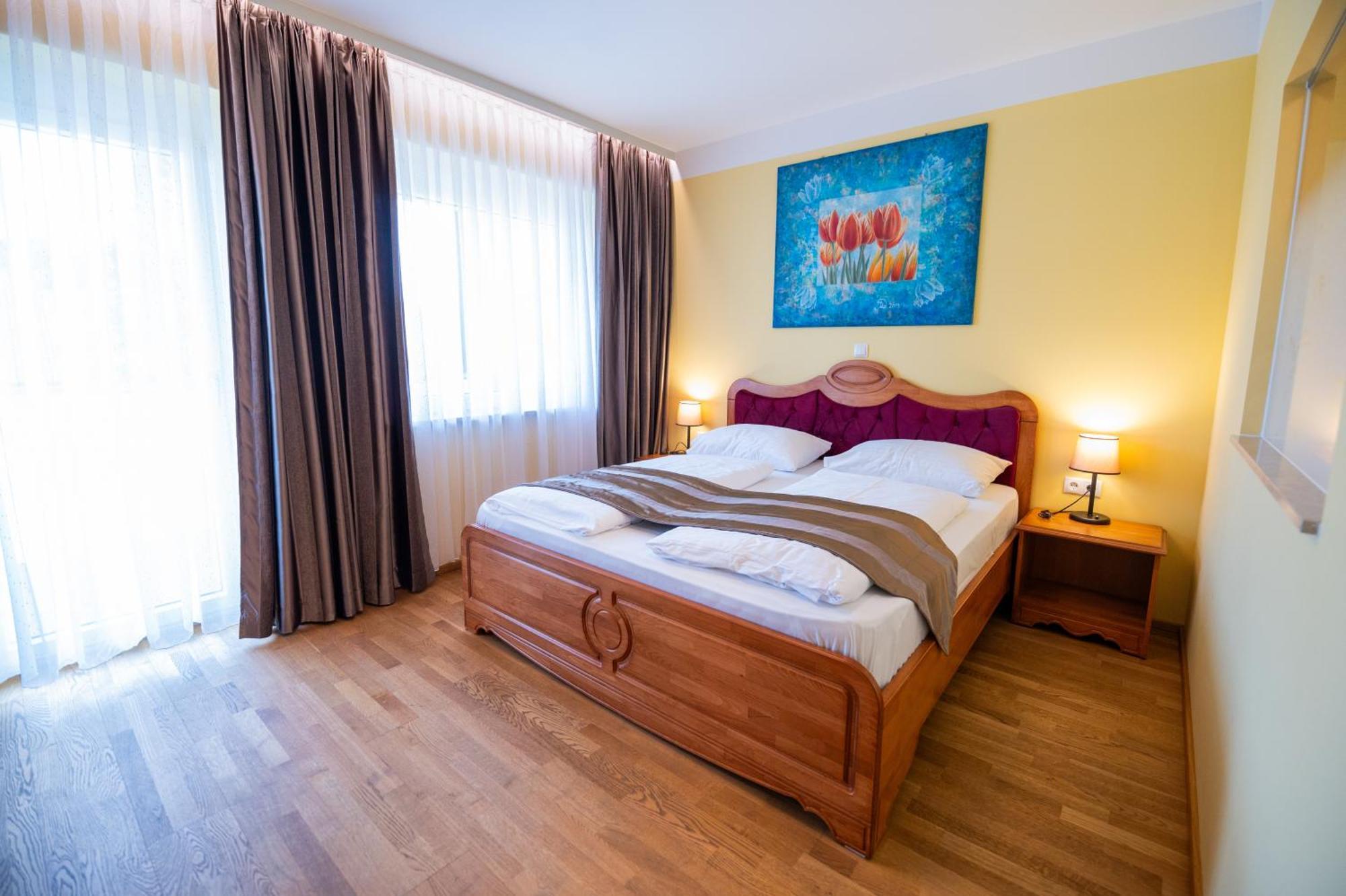 Vulkan Residenz Hotel I Self Check-In Schwarzautal 外观 照片